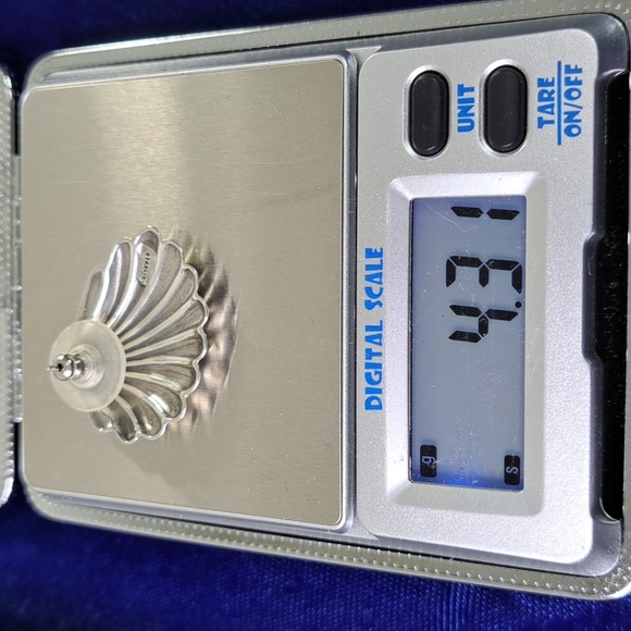 Sterling Silver Scallop Shell Post Earrings - Picture 7 of 10